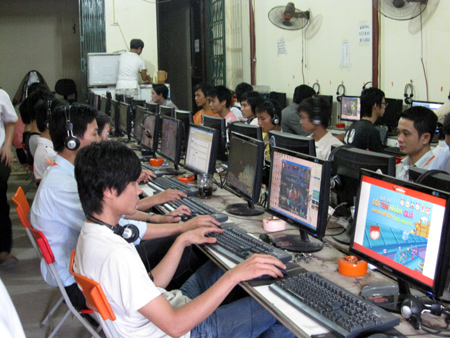 Lắp mạng cáp quang fpt Đà Nẵng cho quán game Lắp mạng cáp quang fpt Đà Nẵng cho quán game