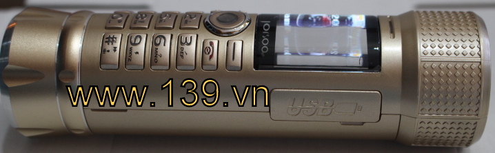 Điện thoại đèn pin siêu độc T300 - 1
