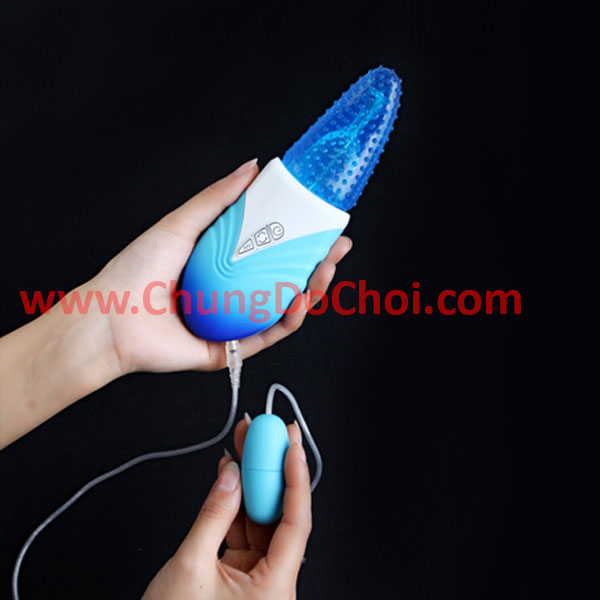 Bạn có thể dùng lưỡi kích thích âm đạo và trứng rung kích thích ngực Bạn có thể dùng lưỡi kích thích âm đạo và trứng rung kích thích ngực