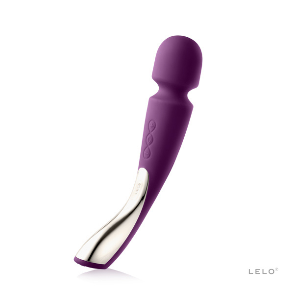 Lelo Smart Wand Medium là một nhân viên massager gọn nhẹ bên cạnh bạn mọi lúc Lelo Smart Wand Medium là một nhân viên massager gọn nhẹ bên cạnh bạn mọi lúc