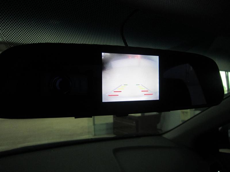 Hyundai Accent AT 2011 - Camera chiếu hậu