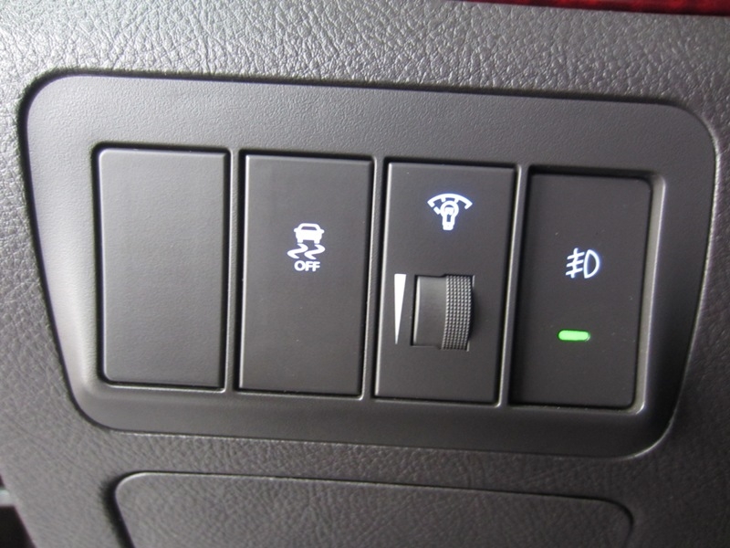 Hyundai Santa Fe SLX 2009 - Tính năng hỗ trợ đi đường trơn lầy