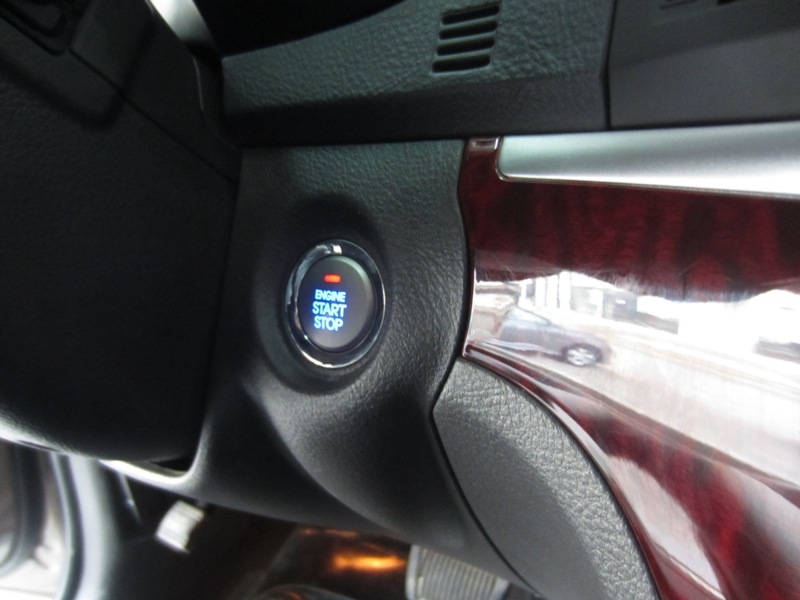 Hyundai Santa Fe SLX 2009 - Hệ thống khởi động thông minh Start/Stop