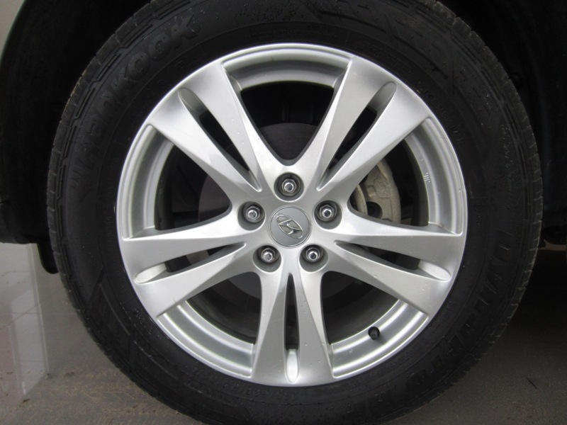 Hyundai Santa Fe SLX 2009 - Lốp Xe