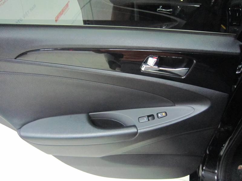 Sonata Y20 - Hệ thống sấy ghế sau