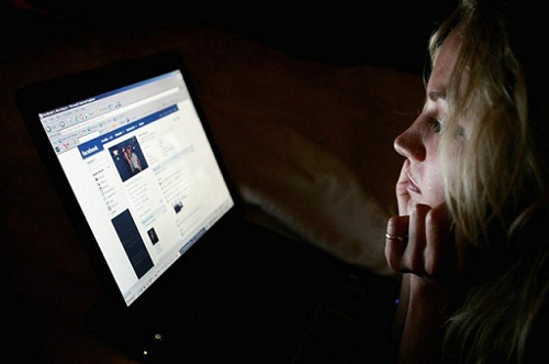 Bí quuyết cai nghiện Facebook Bí quuyết cai nghiện Facebook
