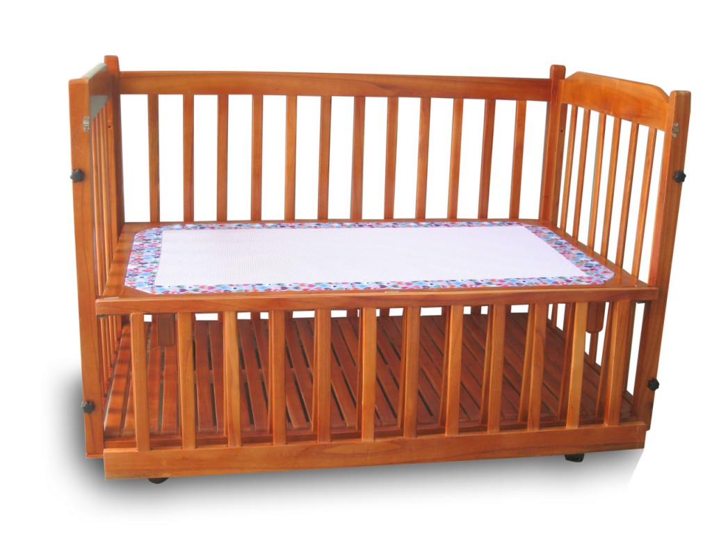 Giường cũi em bé đa năng tại TPHCM Giường cũi em bé đa năng tại TPHCM