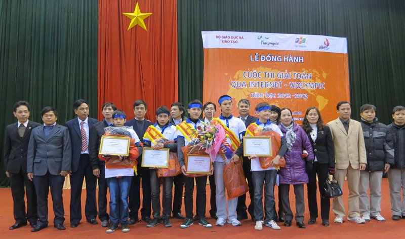 FPT Telecom lên Đất Chè đồng hành cùng VIOLYMPIC FPT Telecom lên Đất Chè đồng hành cùng VIOLYMPIC