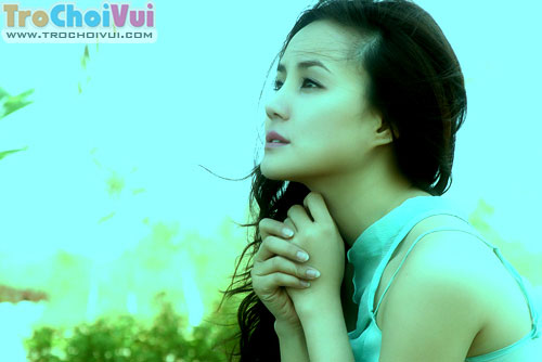 Ca sĩ Vi Oanh khoe sắc