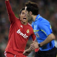 Real = Barca + 10: Âm mưu được sắp đặt? Real = Barca + 10: Âm mưu được sắp đặt?
