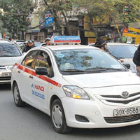 HN: Thêm nhiều phố cấm taxi giờ cao điểm HN: Thêm nhiều phố cấm taxi giờ cao điểm