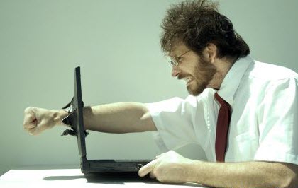 Khoảnh khắc độc về người dùng laptop