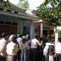 Nữ thầy bói bị giết dã man trong phòng ngủ Nữ thầy bói bị giết dã man trong phòng ngủ