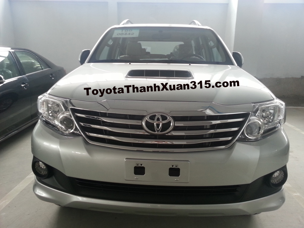 TOYOTA FORTUNER  toyota an suong